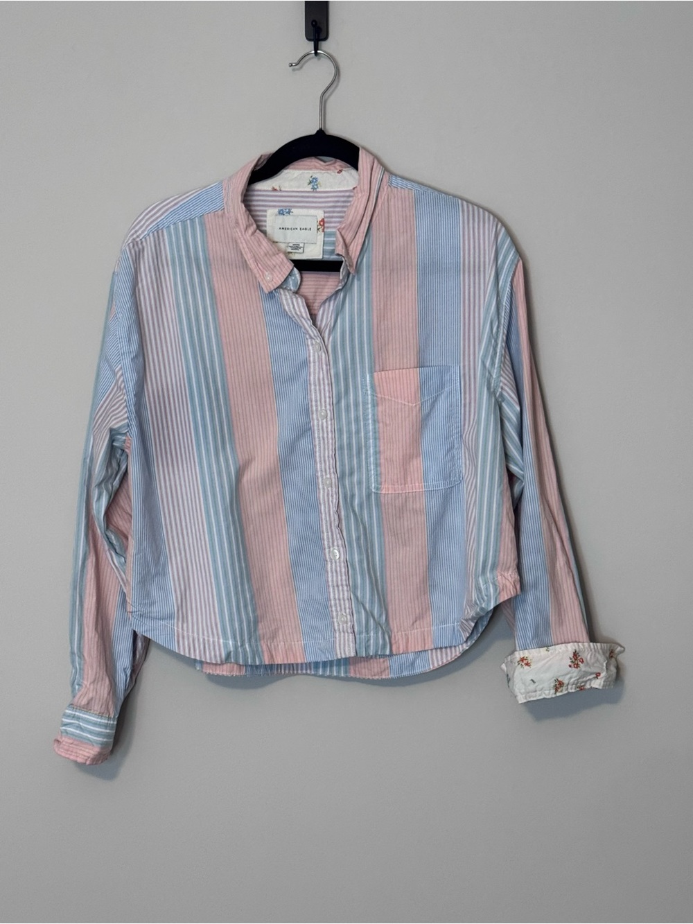 American Eagle Women’s Medium Pastel Striped Button Down Shirt Floral Cuffs